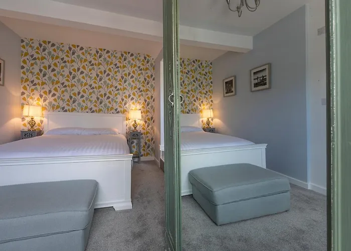 The Sleep-Inn Hare
